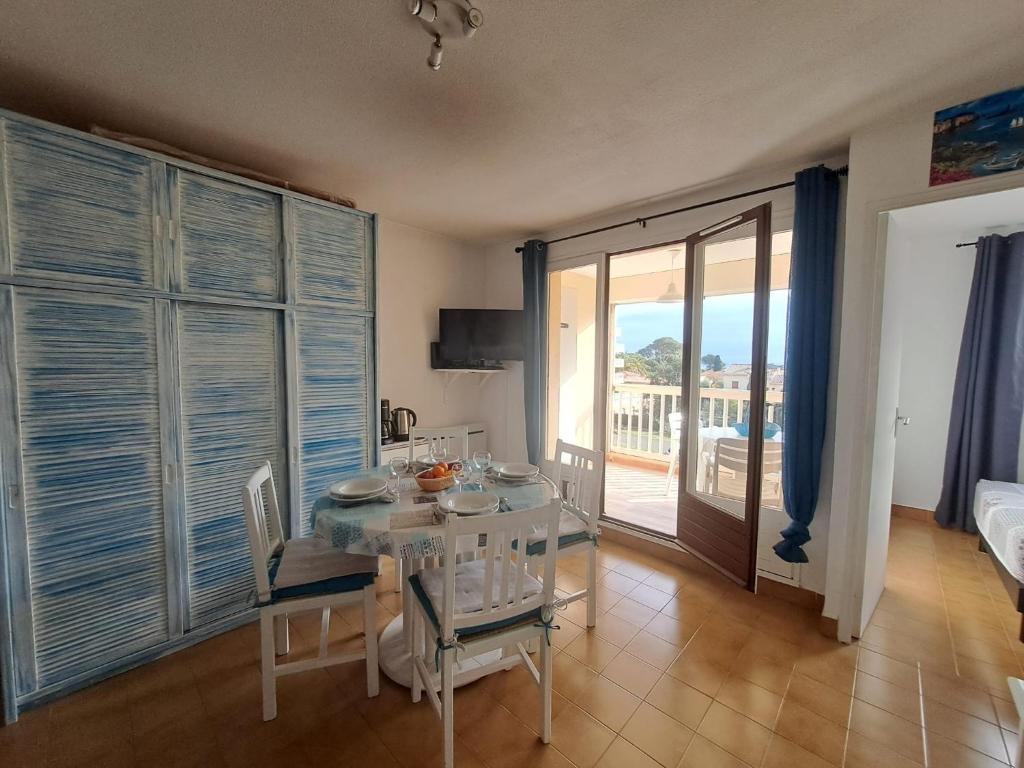 Charmant T2 avec Terrasse à Saint Aygulf - Idéal pour 3 personnes - 3