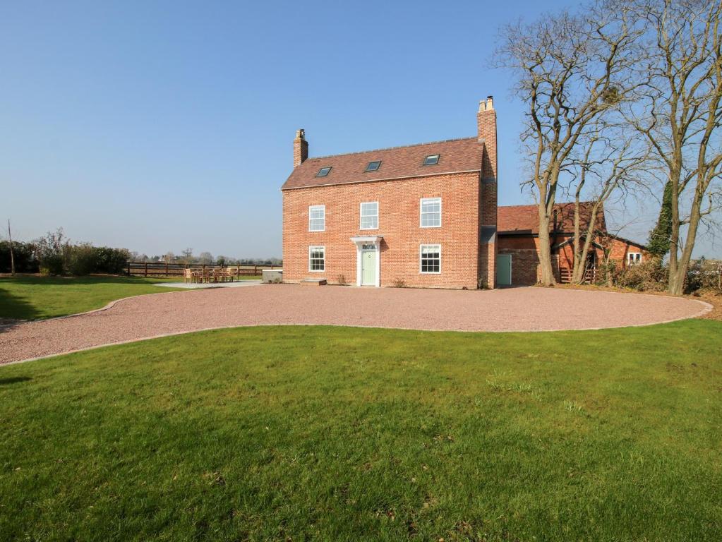 Daniels Farmhouse, Worcester