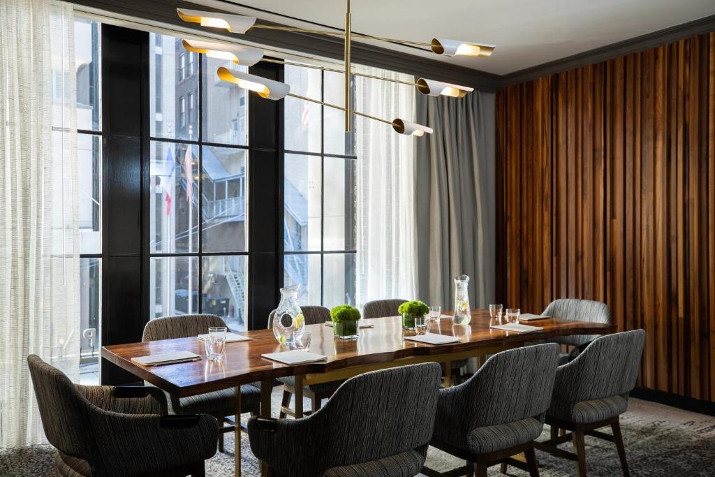 Tárgyalóterem/bálterem