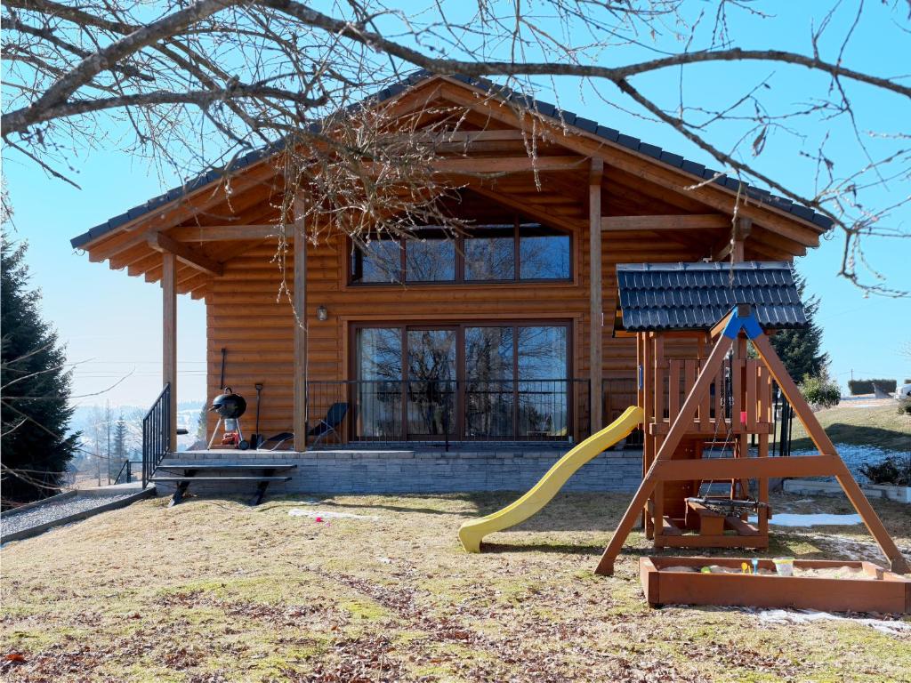 Chata Trajlínky, Oravská Lesná