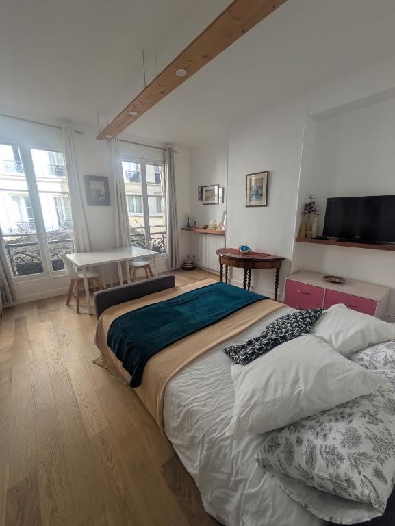 Charming apartment - famous Marais neighborhood - 2