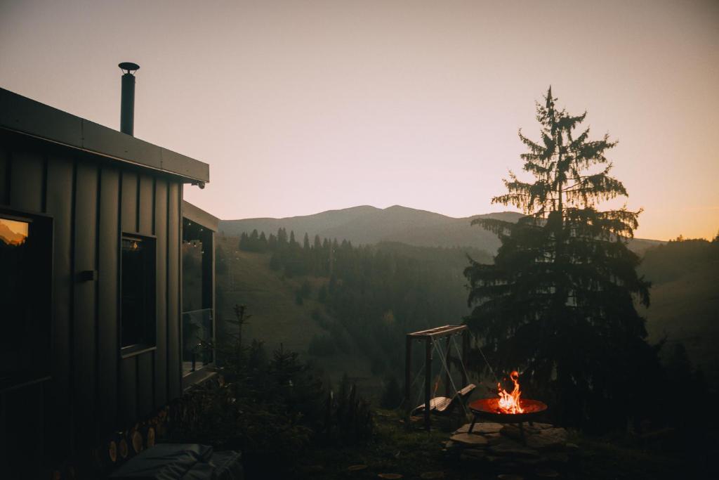 Laska House, Pylypec