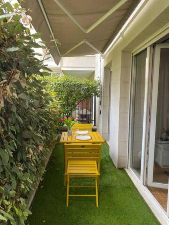 Grand F2 de 50m2 pour 4 personnes - Paris 10eme Gare du Nord, Stade de France - 2