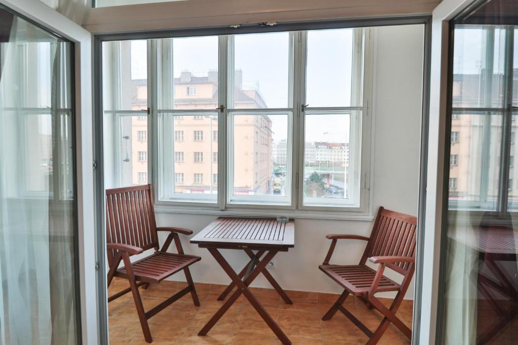 Spacious Prague View Apartment photo