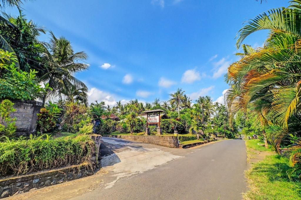 Entrance, Hotel O Mustika in Bali