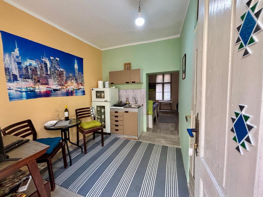 HI Youth and Business Apartments - 3