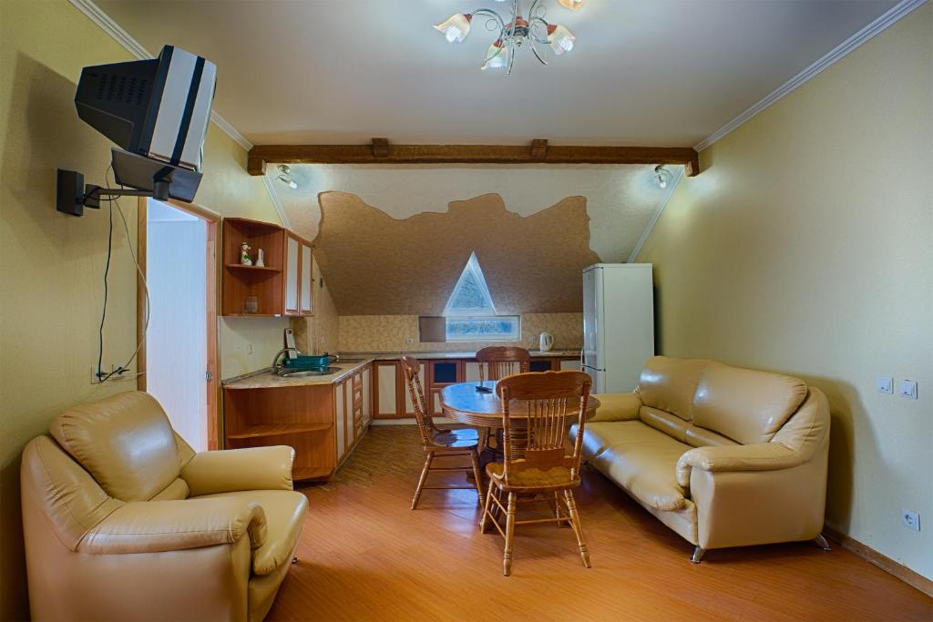 Two-Bedroom Suite, Guest House Otdykh u morya in Anapa