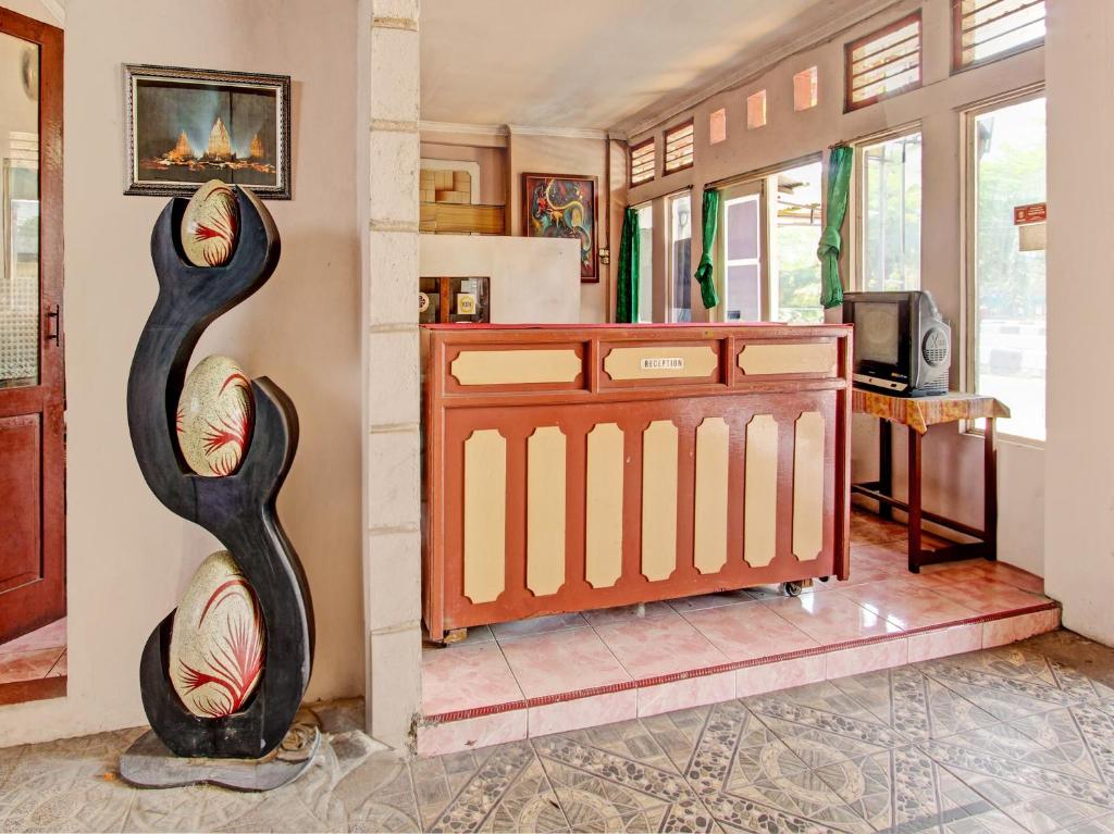 Lobby, Hotel O Jaya Kusuma in Yogyakarta