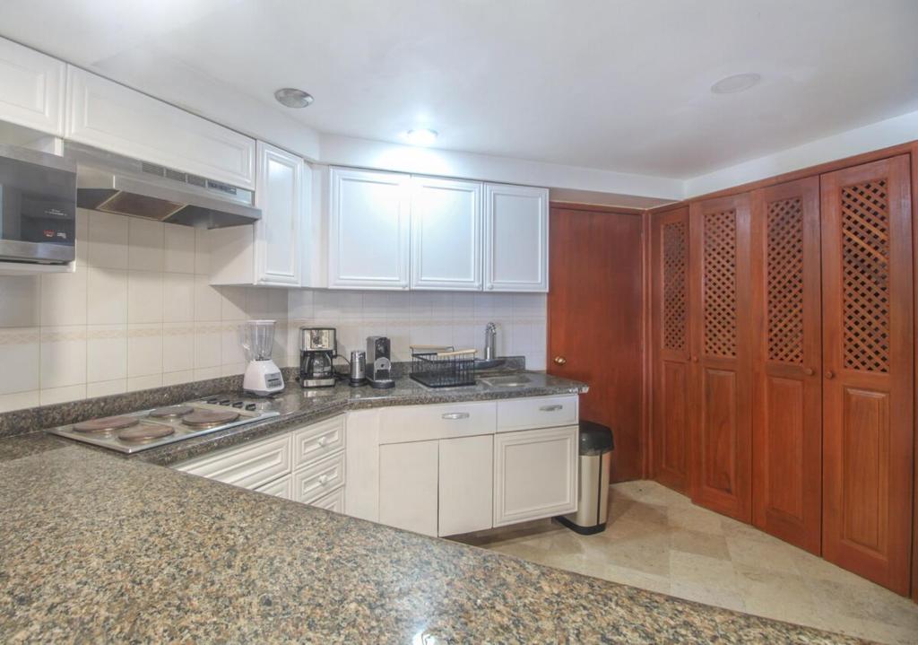Apartment in Acapulco Diamante with beach access - 2