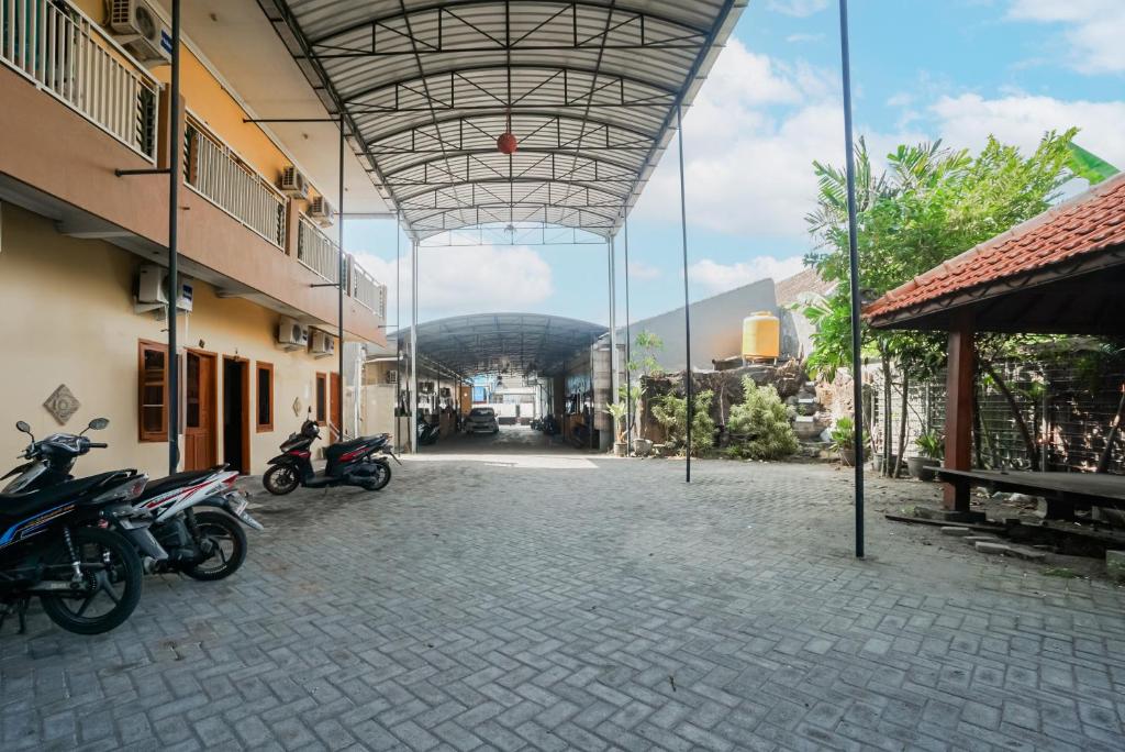 Facilities, Hotel O Hidayah Homestay Syariah in Surabaya