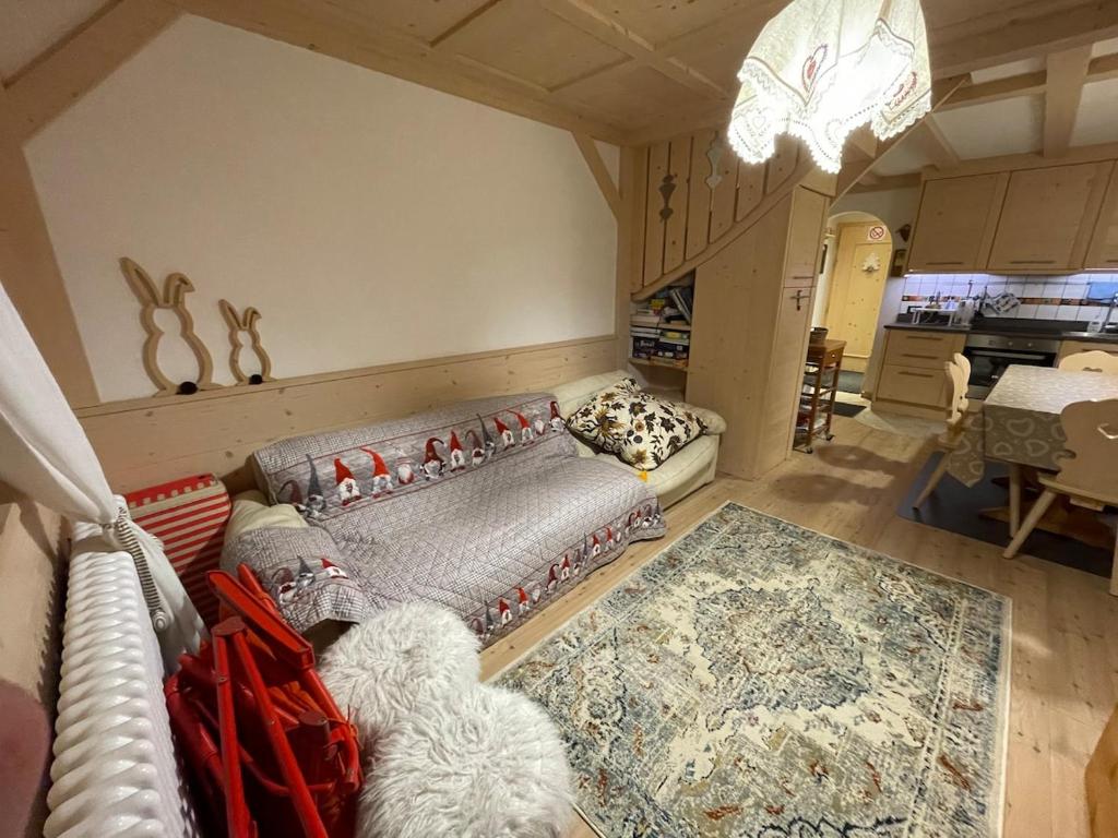 Love Mountain House - 3