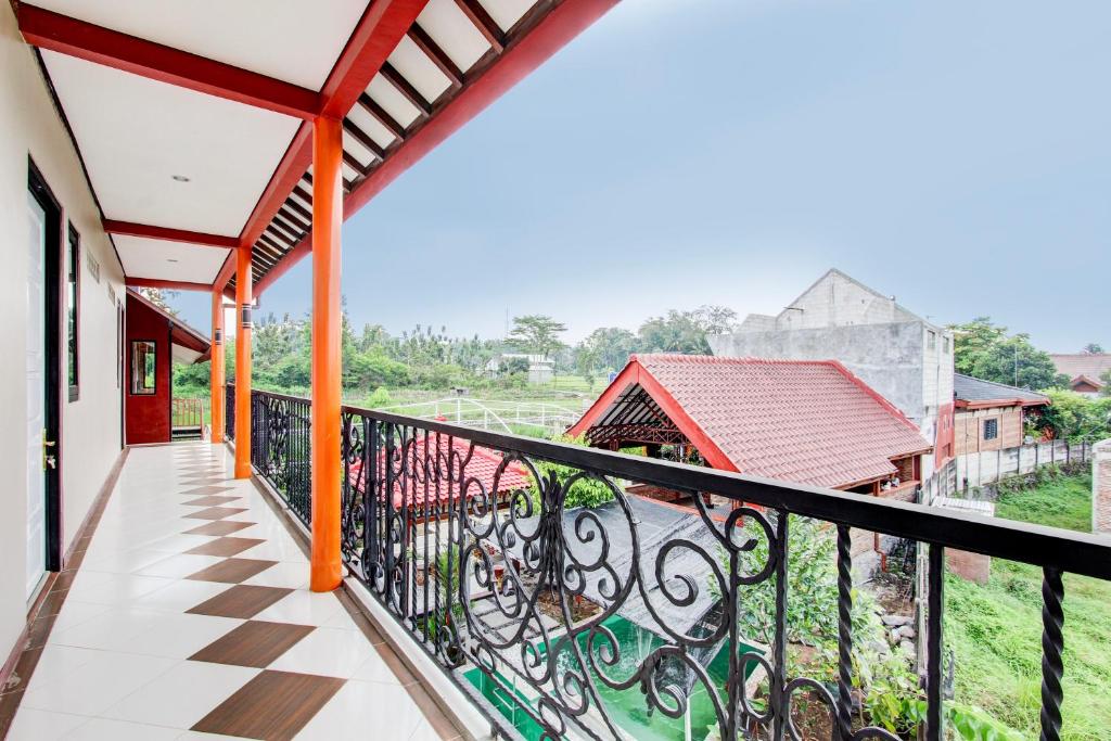 Capital O 93994 Dalem Kamulyan Syariah Guest House