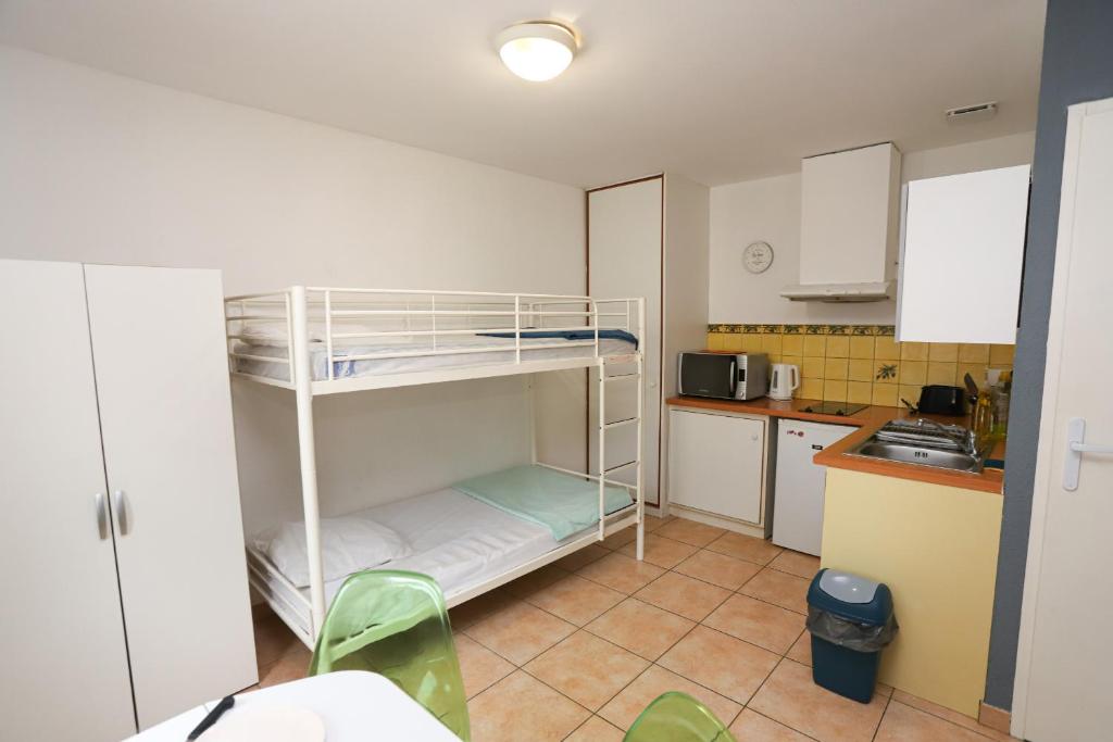Grand studio 3 50m de la plage - 4
