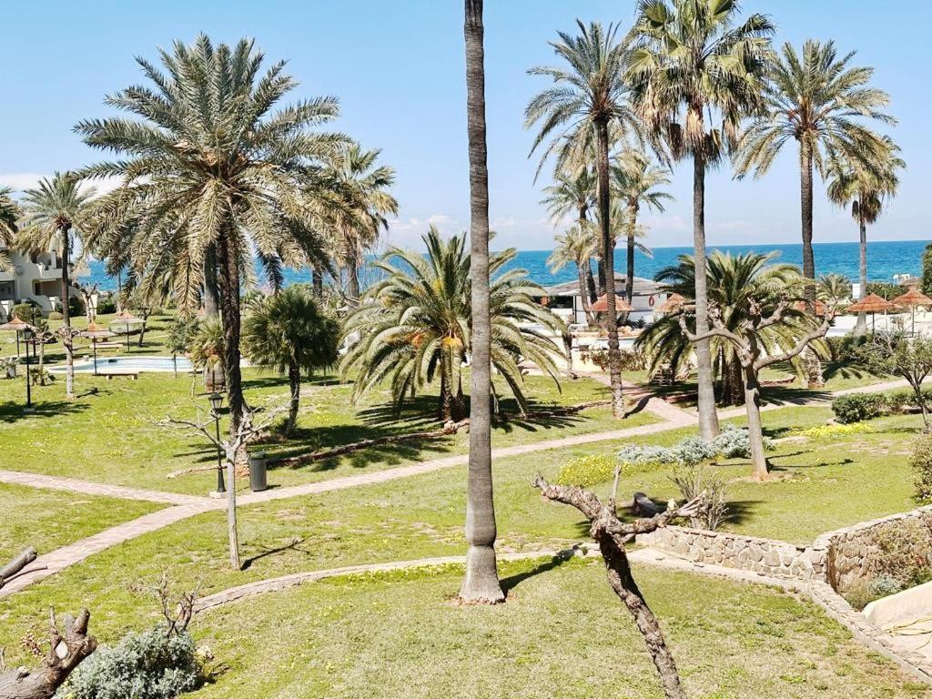 Playa Grande 85 by homeprive - 2