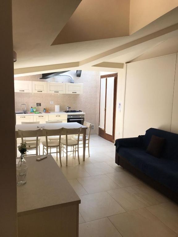 Albizi Sanzio Apt 205 - 1