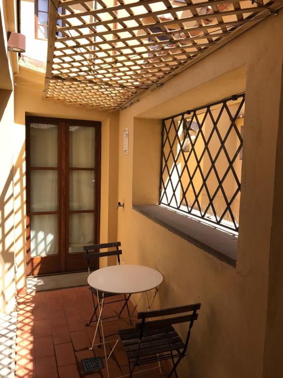Albizi Sanzio Apt 205 - 2