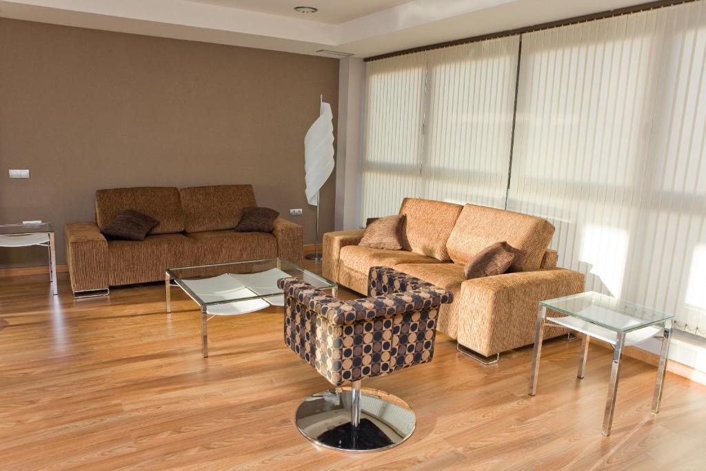 Hotel y Apartamentos Conilsol — Pokoje in Conil de la Frontera, Andaluzja