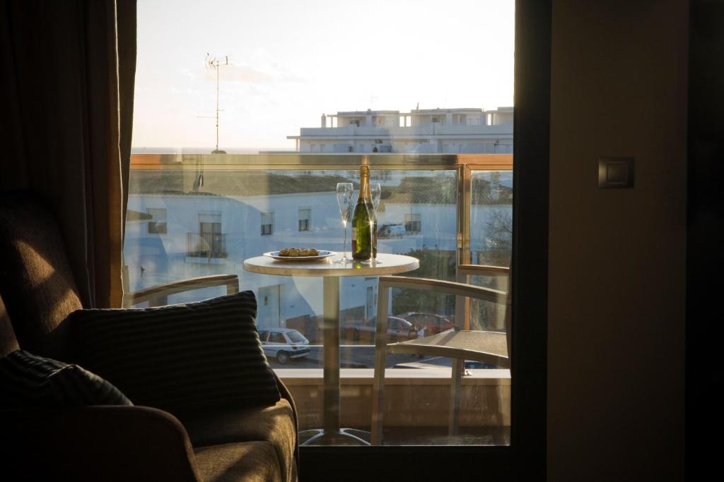 Hotel y Apartamentos Conilsol — Pokoje in Conil de la Frontera, Andaluzja