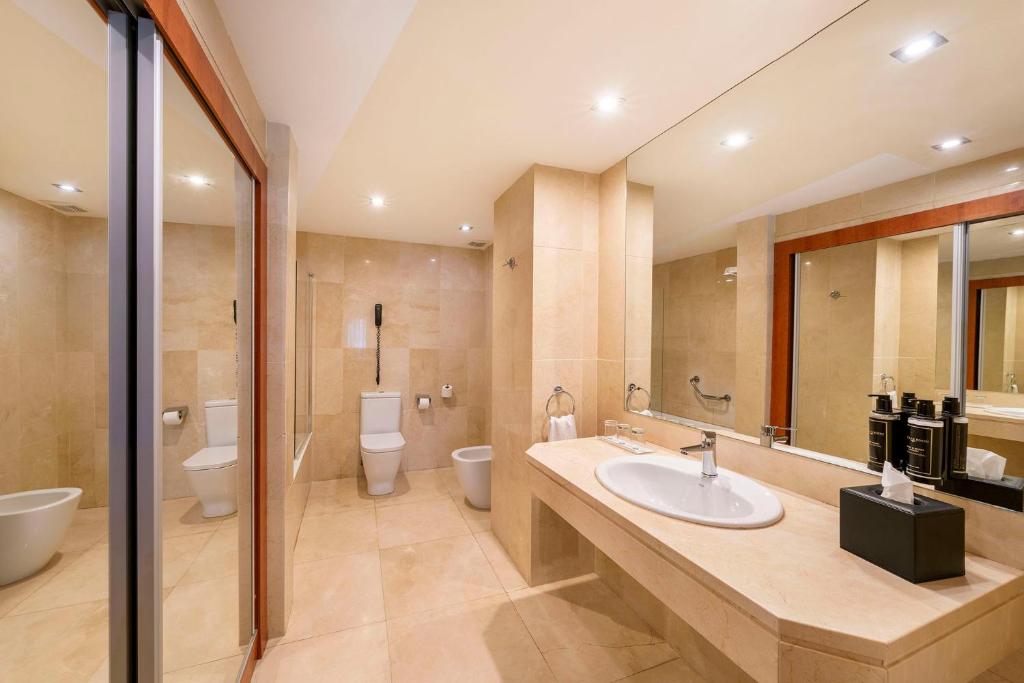 ห้องน้ำ