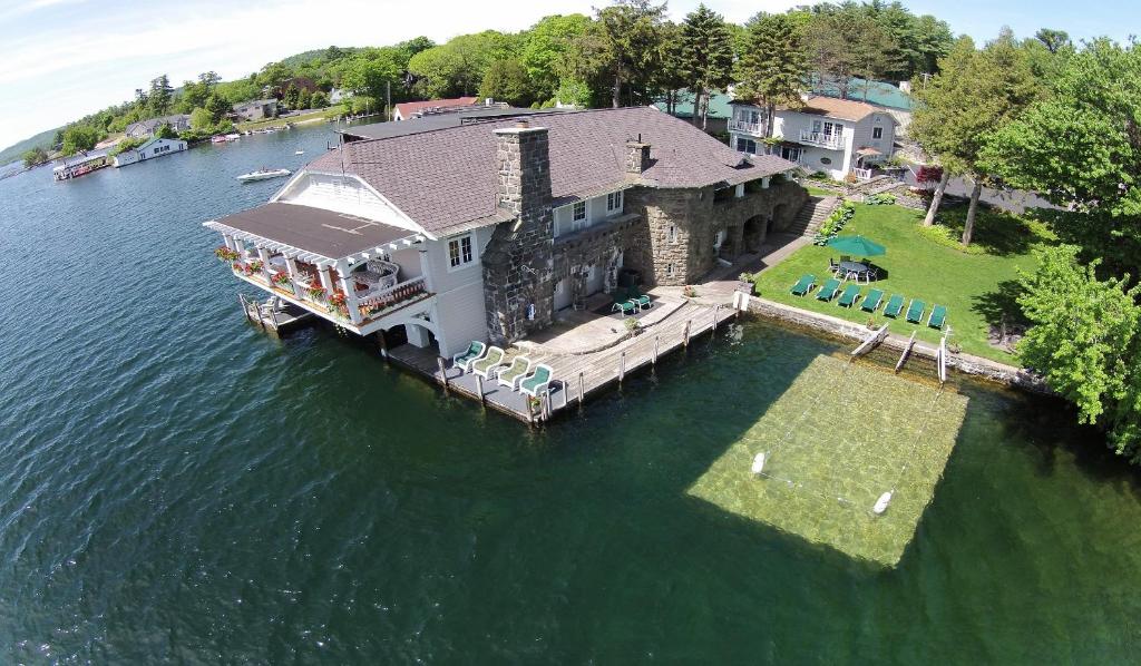 Lake George Boathouse Waterfront Lodging photo