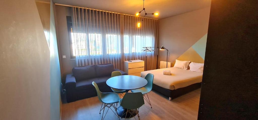 Dragon Studio, Porto