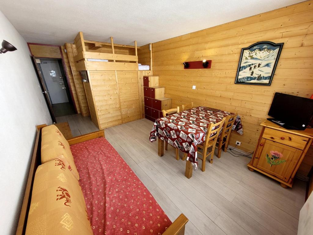 Studio lumineux, ski aux pieds, balcon, commerces, casier à skis - FR-1-181-2614, Aime La Plagne