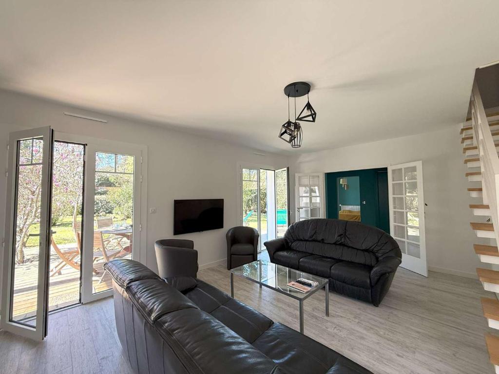 Villa rénovée avec jardin à Petit-Piquey - Proche Bassin et Océan, 3 chambres, 2 terrasses, Wi-Fi - 4