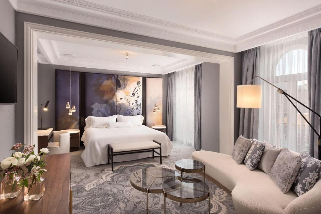 The Palace, a Luxury Collection Hotel, Madrid