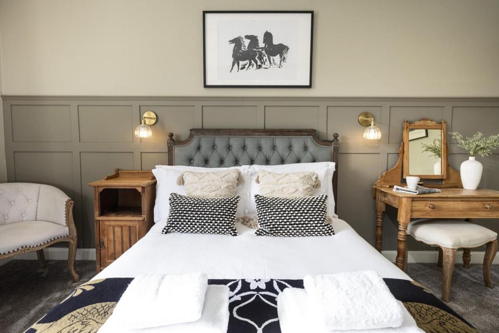 Cotteswold House, Bibury