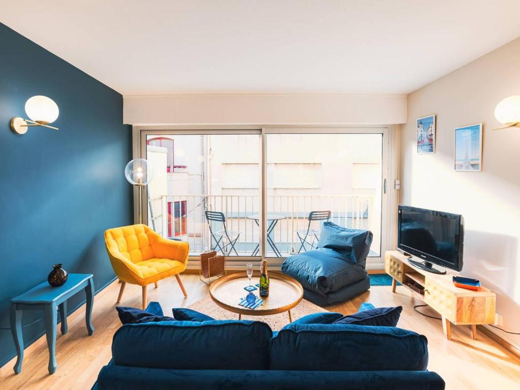 Appartement vue latérale mer, cœur de ville - FR-1-821-23 - 1