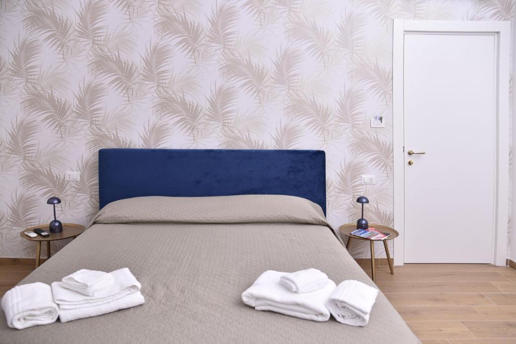 Rivieras House - Central Suites Naples - 4