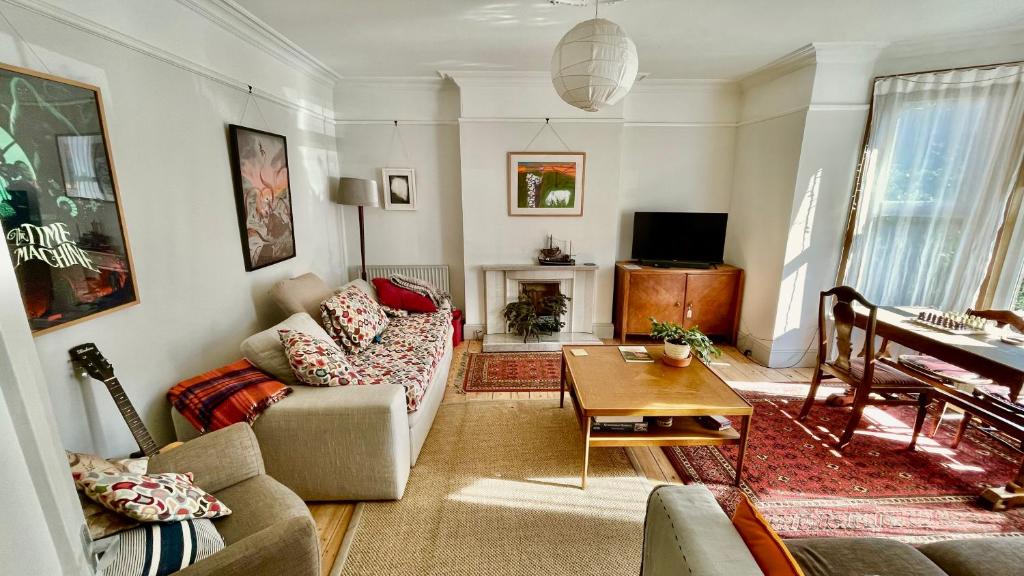 Augusta garden apartment, Sheringham