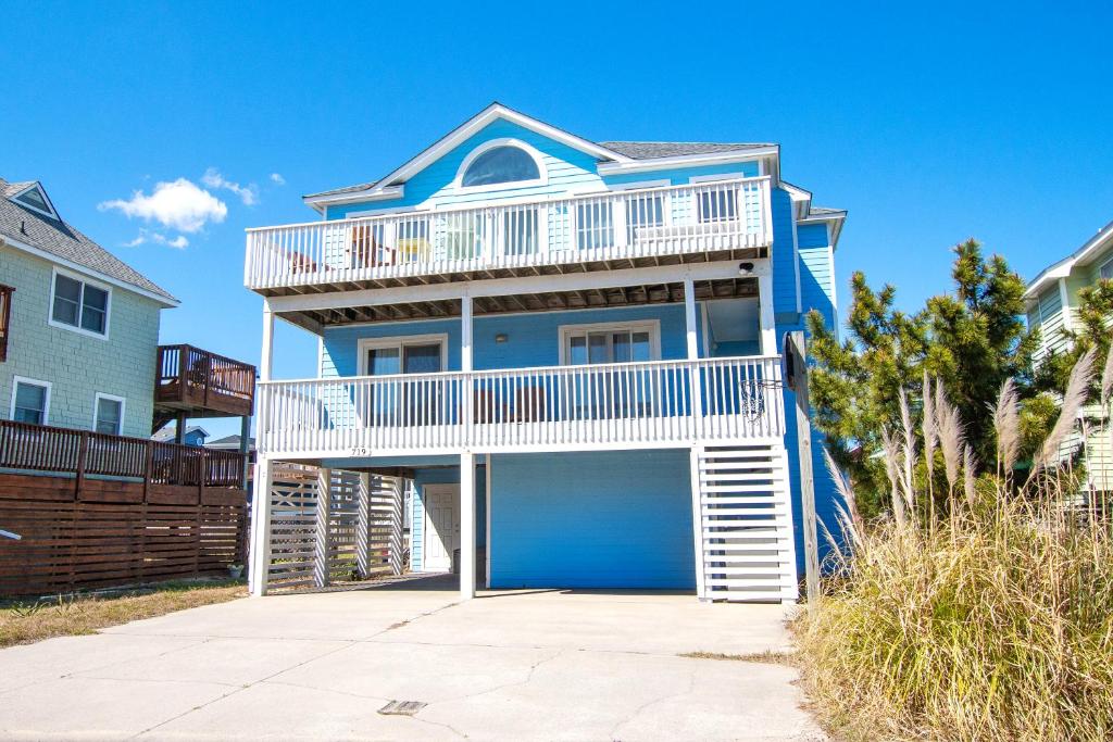 Oceanside, 250 feet to beach access!, Private Pool, Hot Tub -OS4Q, Sea Wanderer, Corolla
