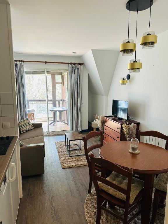 Appartement T2 avec piscine - 2