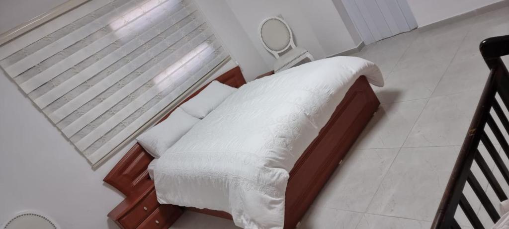 אירוח סנא, Madždal Šams