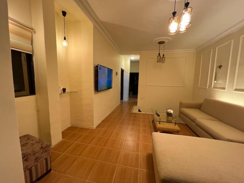 الراقي, Ammán