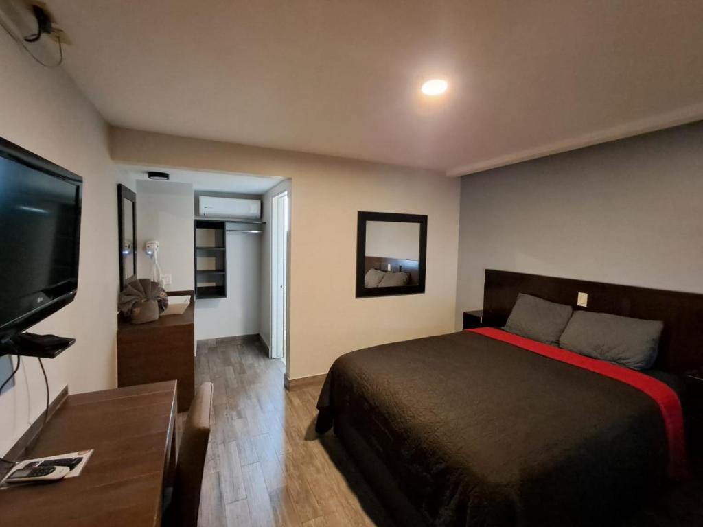 Lizvan Hotel-Motel - 5