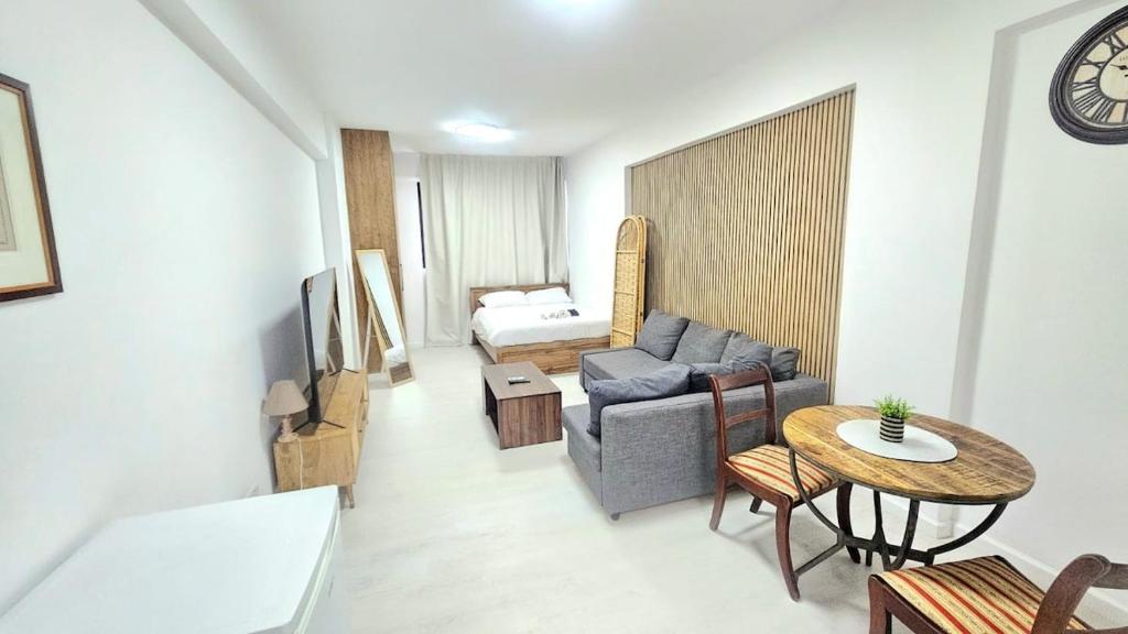 Antionette Studio Apartment, Lemesos