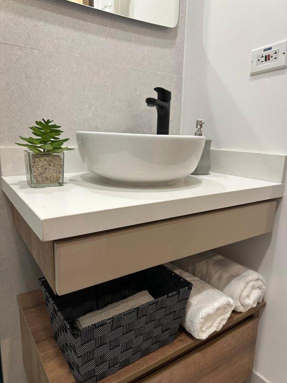 Loft en Usaquén - Norte de la ciudad Excelente ubicación - 3