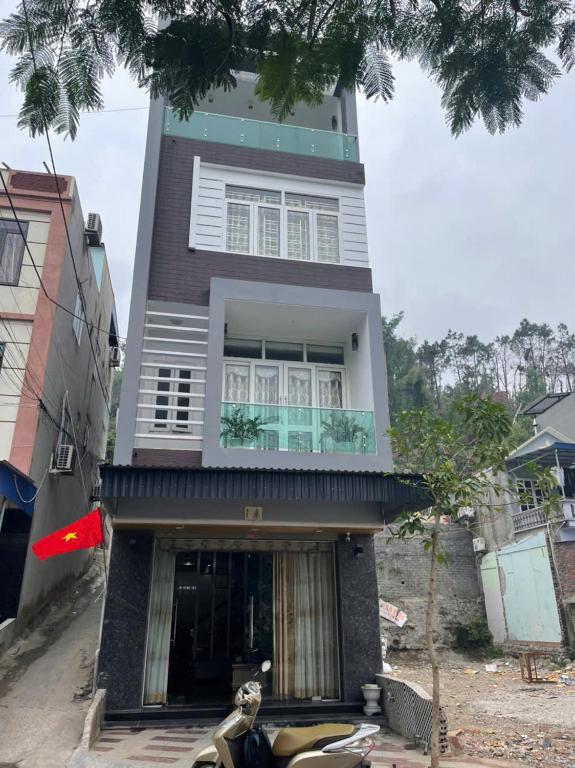 Ớt Family - 128 Cái Bèo - Homestay Cat Ba, Cát Bà