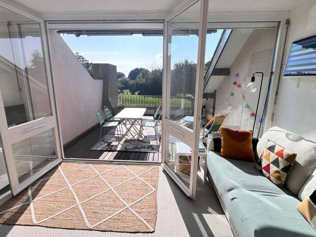 Bel appartement à Arzon avec terrasse et parking près de la plage - FR-1-639-141 - 3