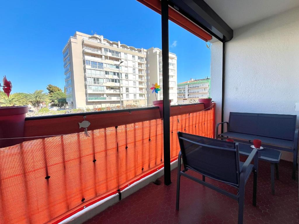 Saint-Cyprien T2, Proche Port, Parking Privé - FR-1-309-500 - 1