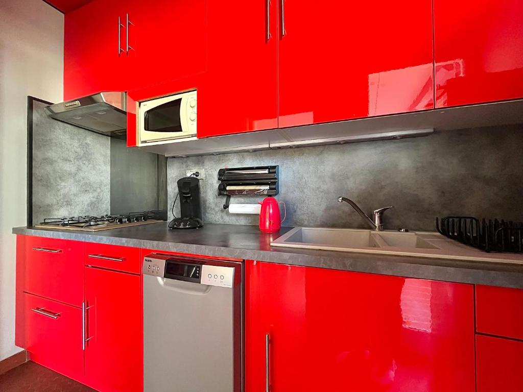 Saint-Cyprien T2, Proche Port, Parking Privé - FR-1-309-500 - 5