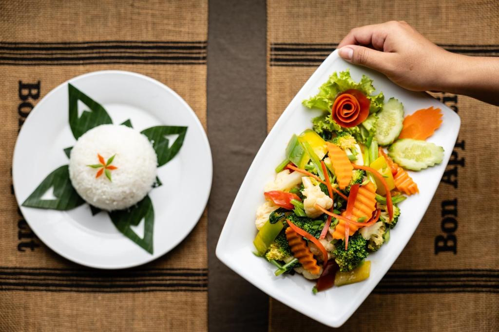 อาหารและเครื่องดื่ม