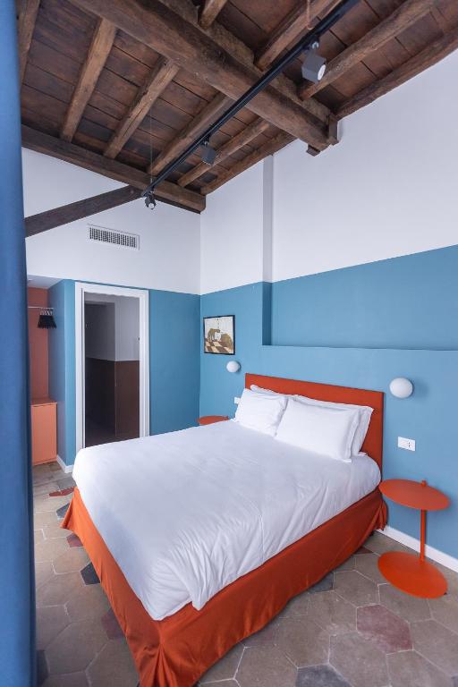 Interno 12 - 4