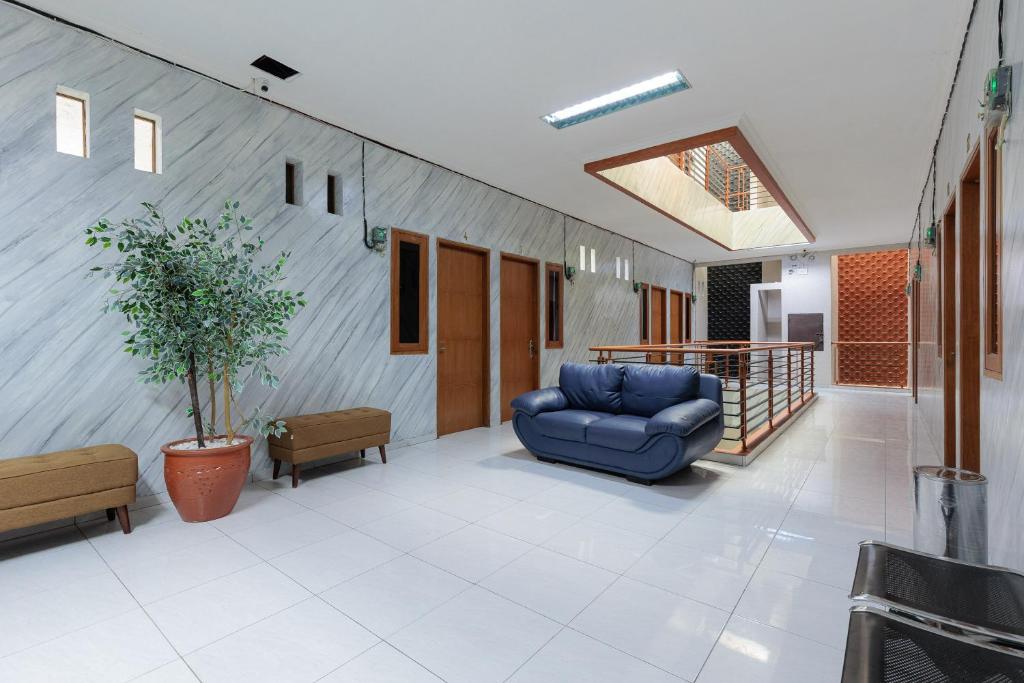 Urbanview Syariah Hotel Tiga ER near Karawang Central Plaza 館内設備