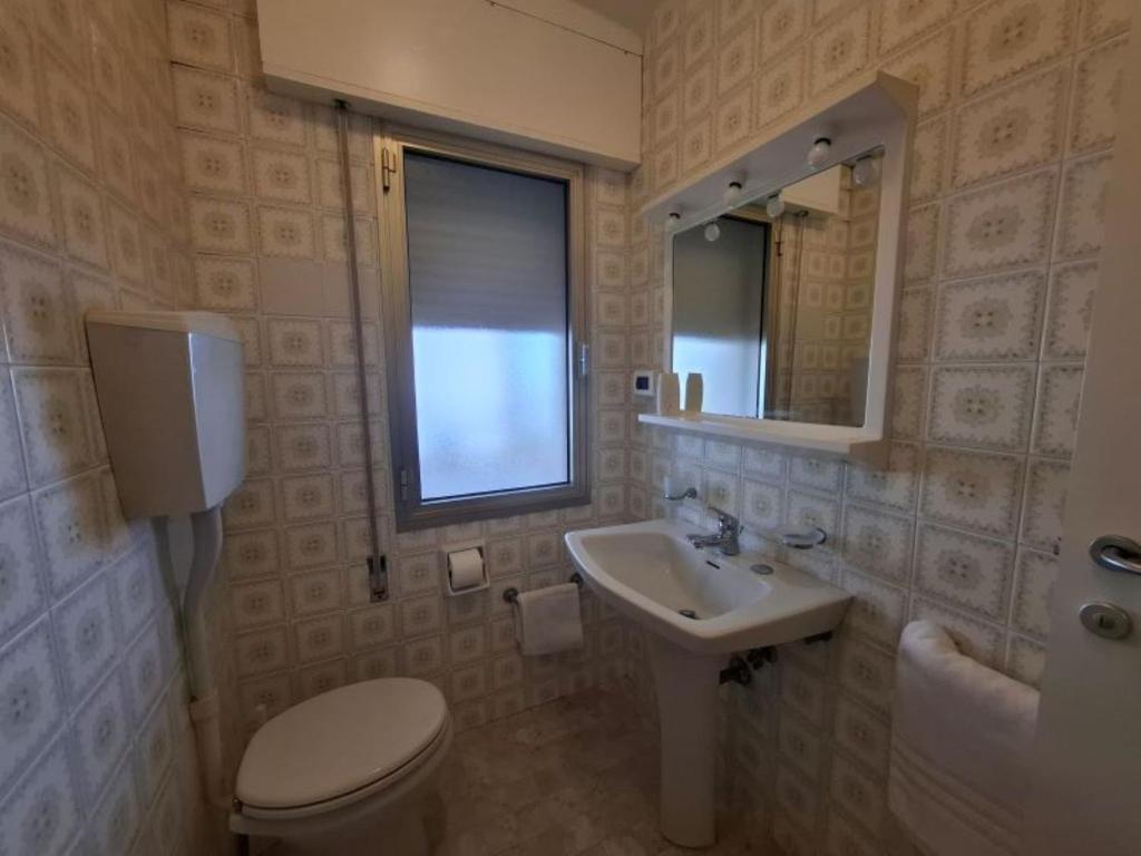 Seaview flat in a pet friendly residence in Caorle - 4