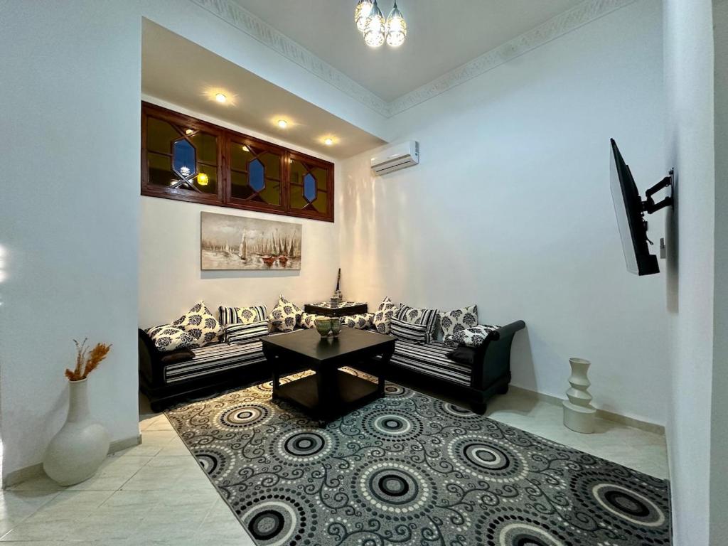 Modern & Chic Duplex Near The Center, Brand New, Marakéš