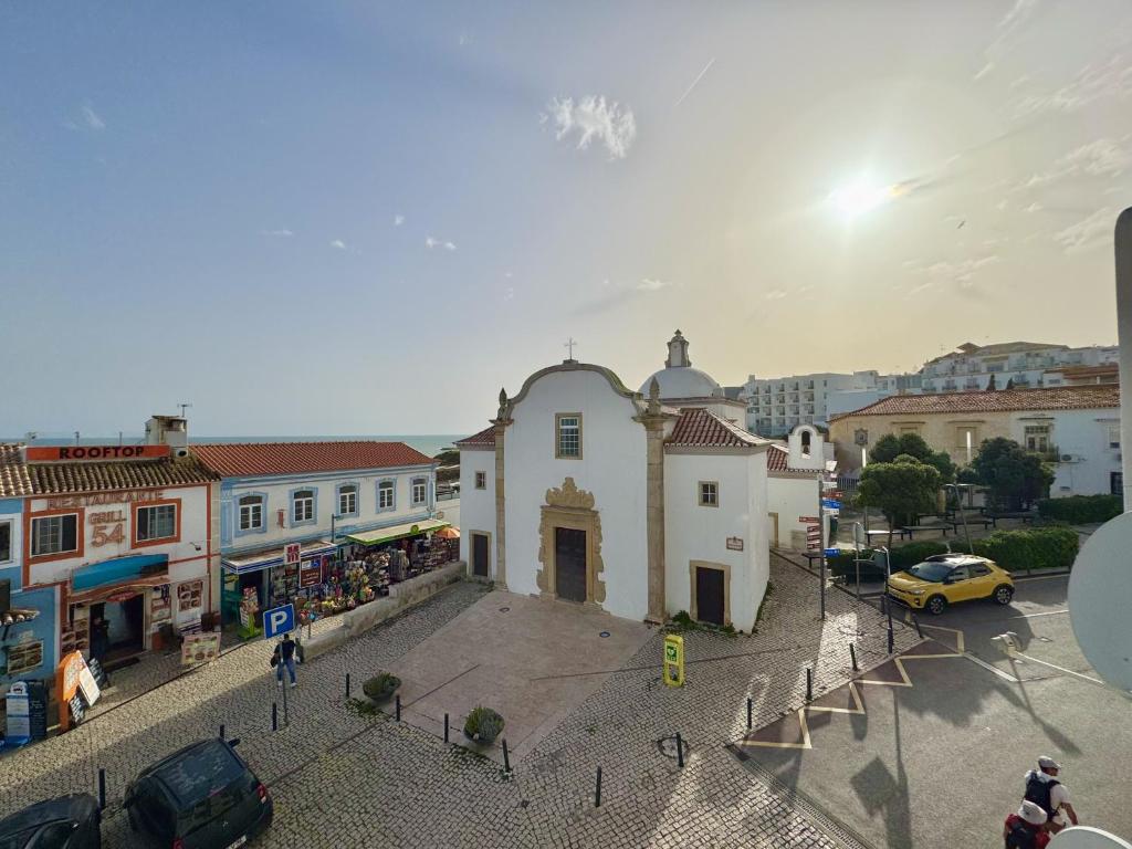 Albufeira Ocean View III by Homing, Albufeira