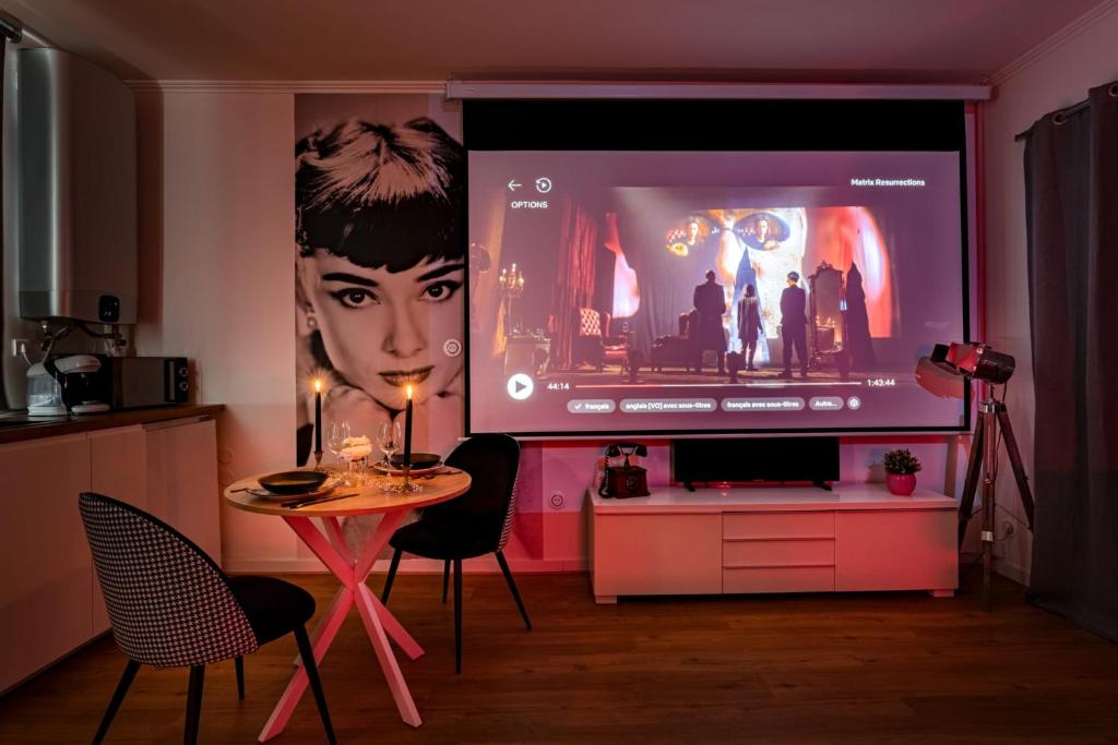 Le Cin et Chic Vidéoprojecteur Popcorn Netflix - 3